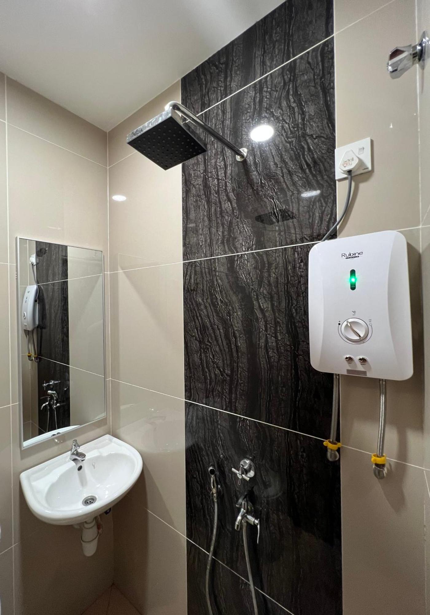 Gebeng Industrial Park Budget Hotel Kuantan Esterno foto